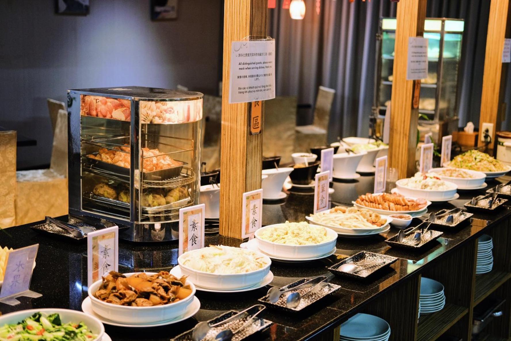 友愛京賞國際大飯店 Yoai Jing Shang Hotel Kaohsiung Exterior photo